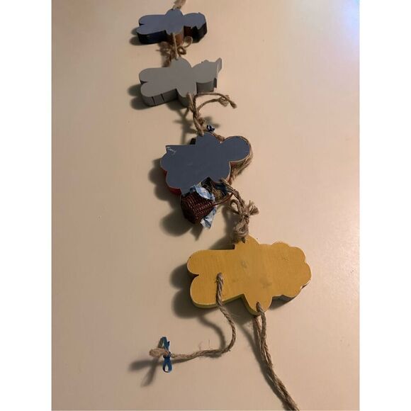 Wizard of Oz Painted Wooden Decor On String Garland Wendy Toto Lion Tin Man - Picture 8 of 9